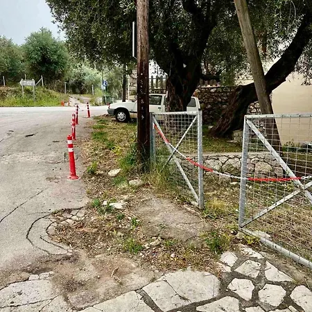 Afroditi Pansion Apartmán Áyios Nikítas