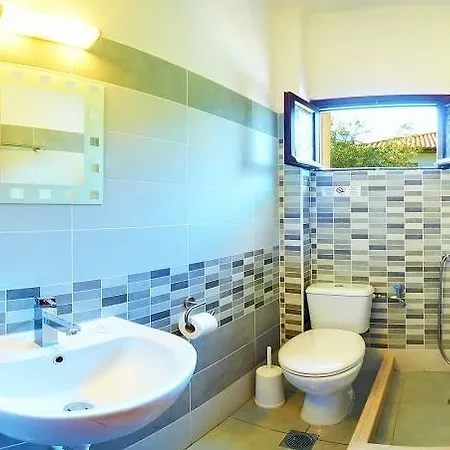 公寓 Afroditi Pansion Áyios Nikítas