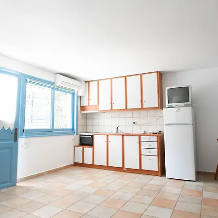 Afroditi Pansion Διαμέρισμα