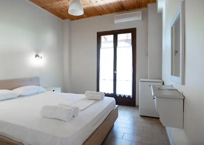 Afroditi Pansion Apartamento Áyios Nikítas