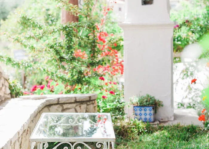 Afroditi Pansion Apartment Agios Nikitas