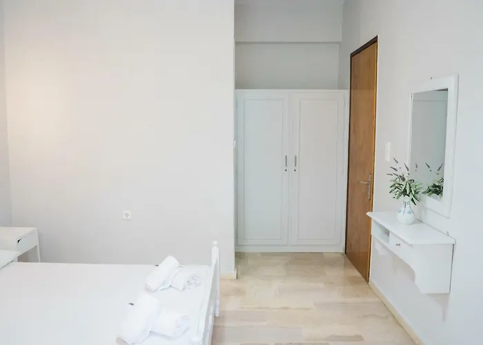 Afroditi Pansion Agios Nikitas